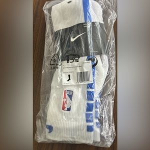 NWT Nike Men`s Elite NBA Grip Power Basketball Socks -PSK658-107